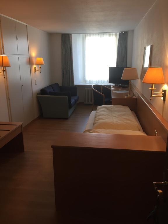 Hotel Schwert Нефельс Экстерьер фото